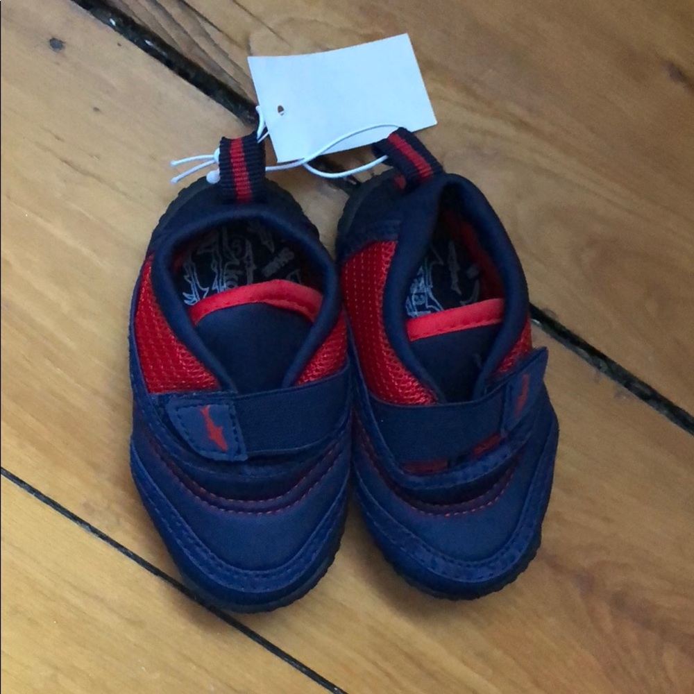 Koala Kids swim shoes size 5